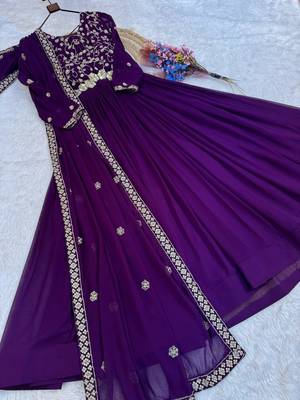 Purple silk blend sequins flared gown set 4