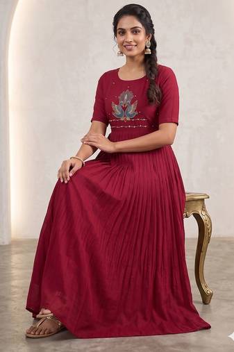 Women's new trendy rani pink pleated maxi dress with intricate peacock beadwork
