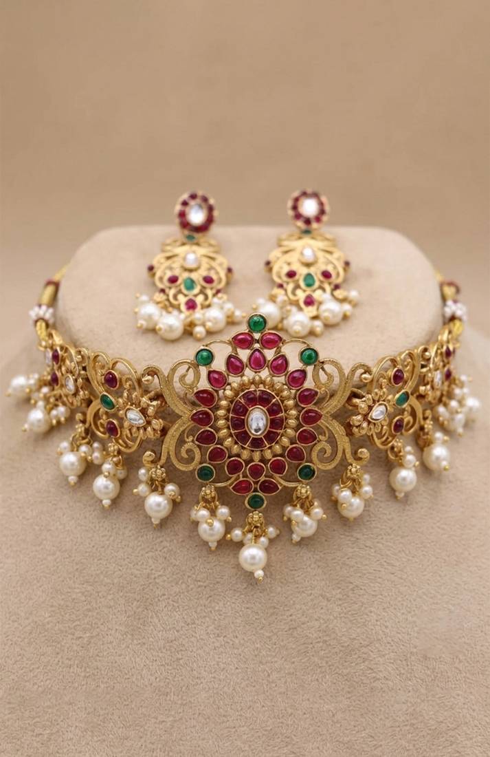Emerald pearl bridal choker set