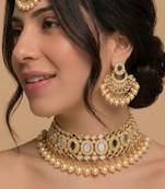 Ivory pearl bridal maang tikka set