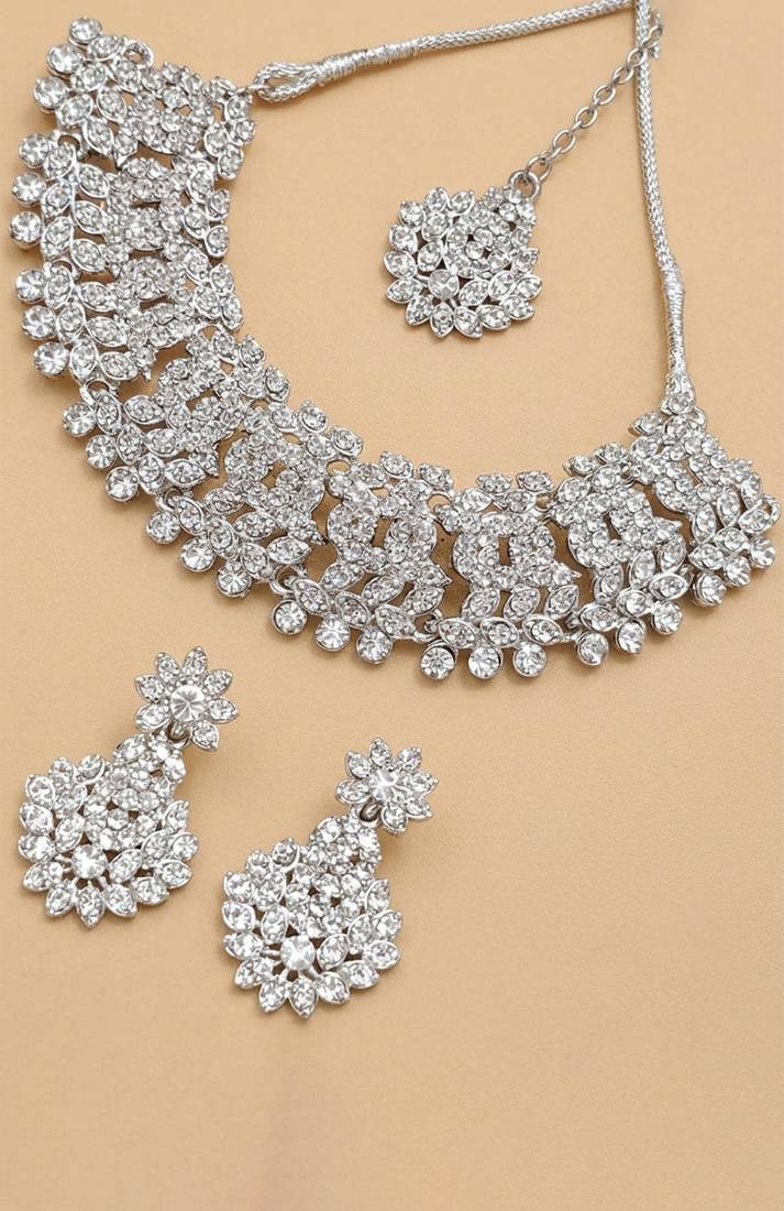 Radiance bridal maang tikka set