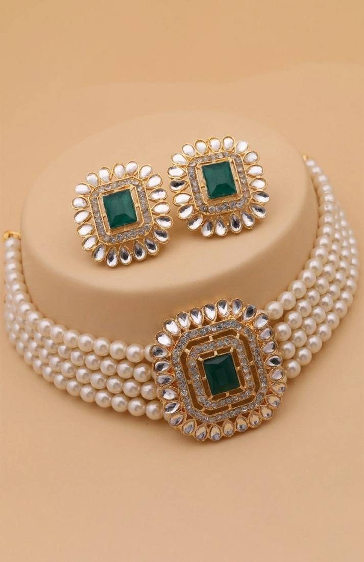 Emerald pearl bridal choker set