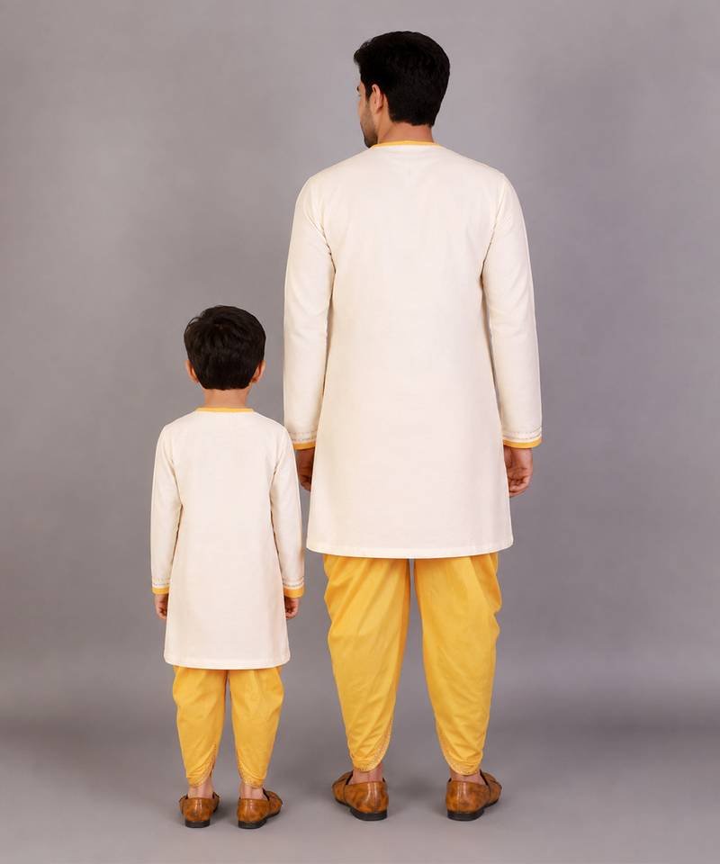 Off white printed cotton silk Men Kurta Set