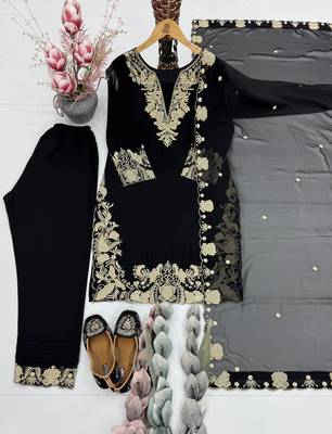 Black faux georgette embroidered kurta set 4