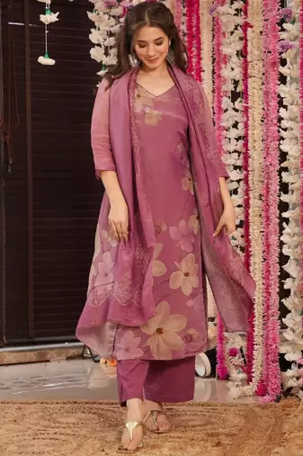 Women's pink straight silk blend floral printed kurta set with pant and dupatta