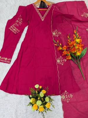 Women's pink viscose embroidered flared kurta set with dupatta and pant 2