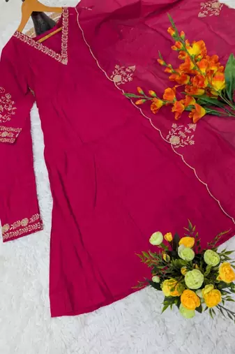 Women's pink viscose embroidered flared kurta set with dupatta and pant