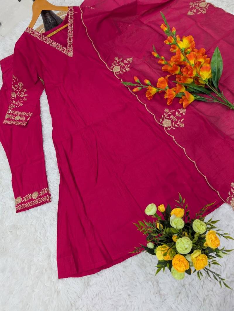 Women's pink viscose embroidered flared kurta set with dupatta and pant