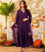 Women's wine viscose embroidered flared kurta set with dupatta and pant