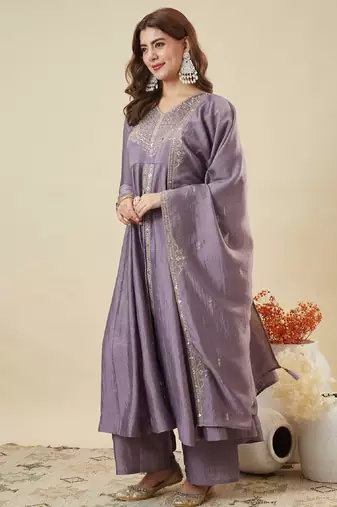 Women's lavender silk blend embroidered kurta set with palazzo and dupatta