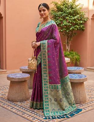 Onion pink soft silk blend saree with zari weaving meenakari design 3