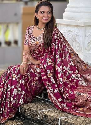 soft dolla silk with zari weaving meenakari design saree with blouse 4