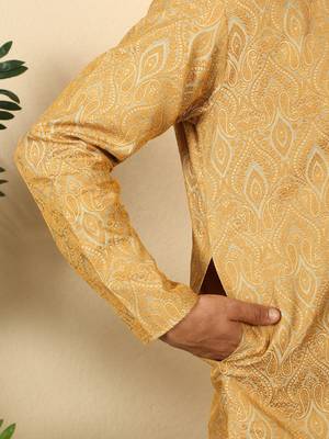 silk blend jacquard paisley beige kurta 5