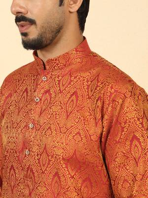 silk blend jacquard paisley maroon kurta 2
