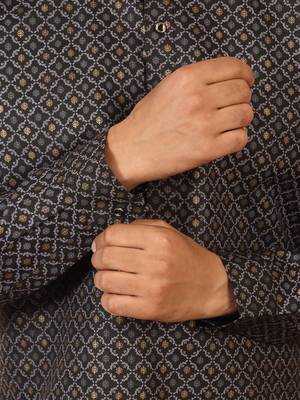 foil printed black roll-up sleeves short kurta 5