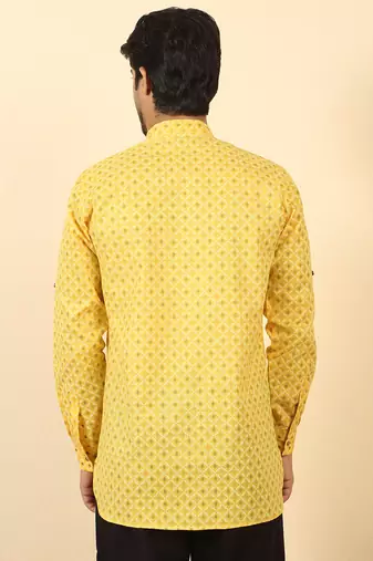 foil printed yellow roll-up sleeves short kurta