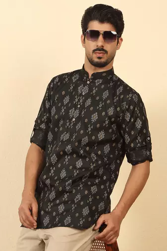 cotton blend printed black roll-up sleeves short kurta