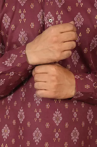 cotton blend printed maroon roll-up sleeves short kurta
