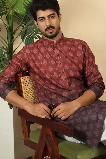ombre printed mandarin collar straight maroon kurta 