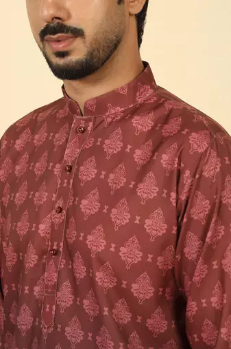 ombre printed mandarin collar straight maroon kurta 
