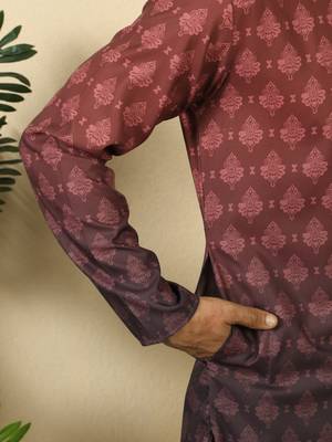ombre printed mandarin collar straight maroon kurta  5