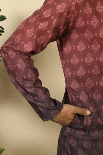 ombre printed mandarin collar straight maroon kurta 