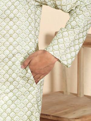 cotton blend leaf prints green knee length kurta 4