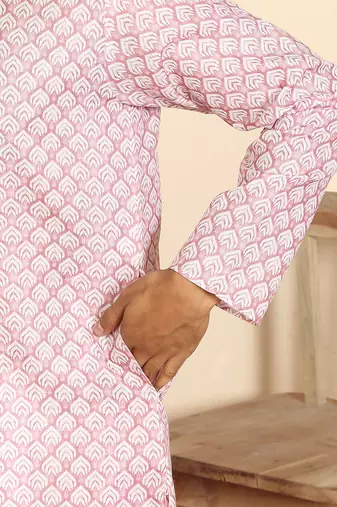 cotton blend leaf prints pink knee length kurta