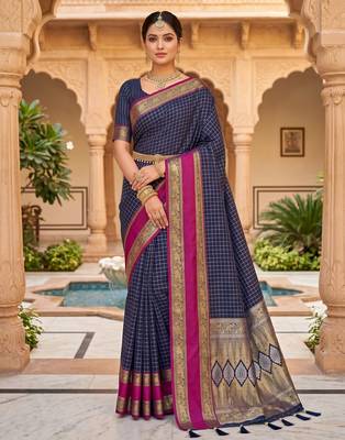 Navy blue soft  silk with zari weaving chex &  rich pallu with contrast silk blouse 1
