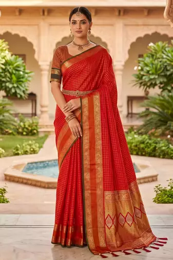 Red soft  silk with zari weaving chex &  rich pallu with contrast silk blouse
