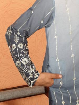 cotton silk ombre embroidered daman work grey kurta 4