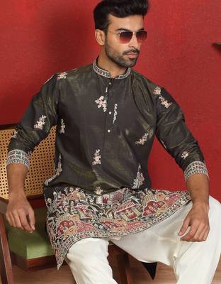 ethnic cotton silk multi embroidered detailed daman work green kurta 1