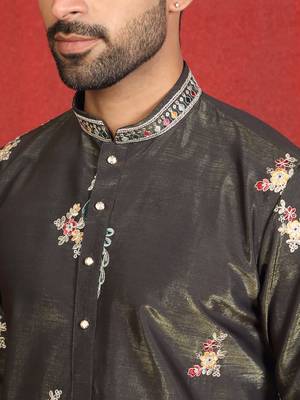 ethnic cotton silk multi embroidered detailed daman work green kurta 2