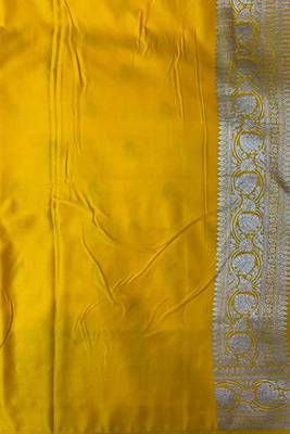 Mustard Yellow Semi Silk Mashru Banarasi Saree With Silver Zari Booti Work 3