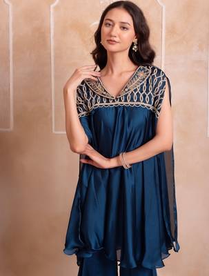 Blue zardozi embroidered kaftan co-ord set for women 4