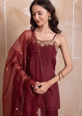 Maroon embellished crepe tunic palazzo set with organza dupatta for women 5