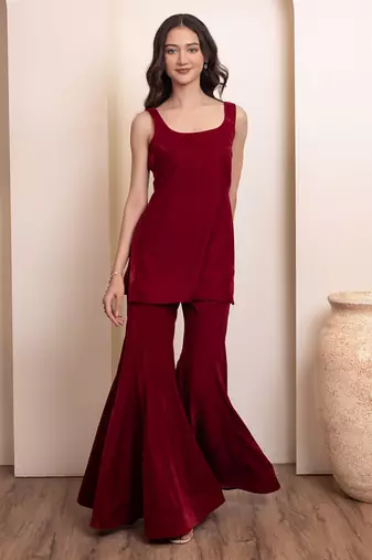Maroon solid velvet sharara set with choker dupatta for women