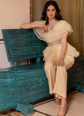 Beige solid georgette v-neck ruffle top & flared pant co-ord set for women 3