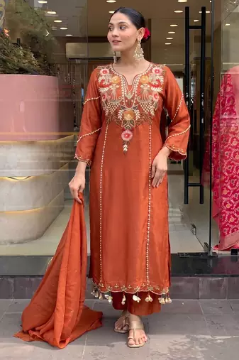 Women's rust chanderi embroidered straight kurta set for with pant and dupatta