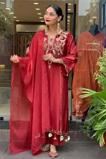Women's maroon chanderi embroidered straight kurta set for with pant and dupatta