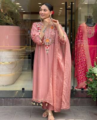 Women's peach chanderi embroidered straight kurta set for with pant and dupatta 1