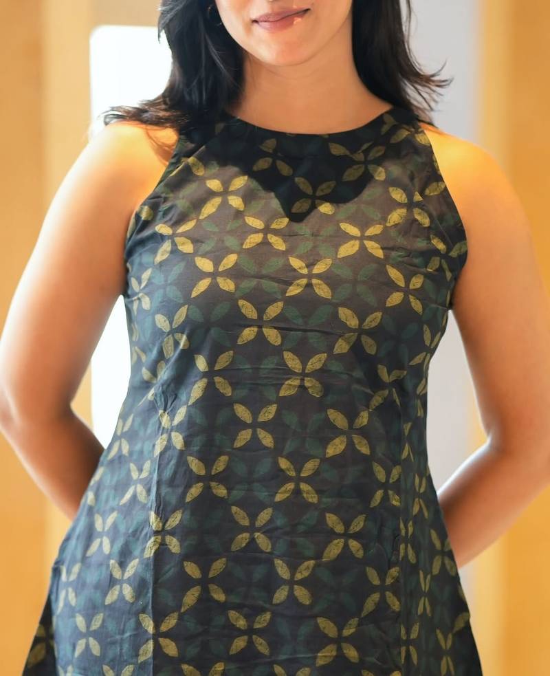 Beautiful black printed cord set