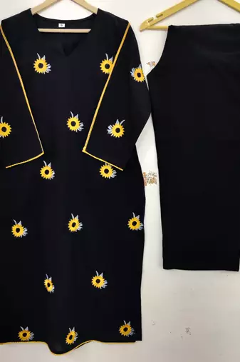 Beautiful black cord set