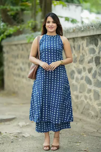 Beautiful blue cord set
