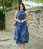Beautiful blue cord set