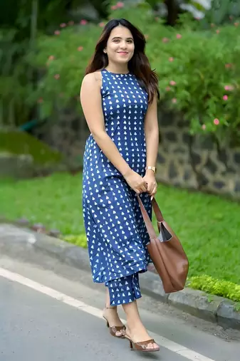 Beautiful blue cord set
