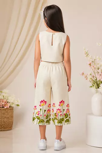 Girls cotton printed sleeveless crop top and culotte pant set