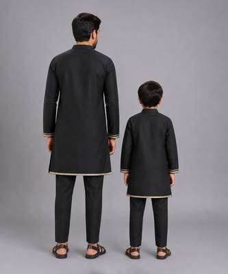 Black embroidered cotton Men Kurta Set 2