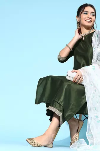 Women green embroidered regular sequinned liva kurta with palazzos & with dupatta