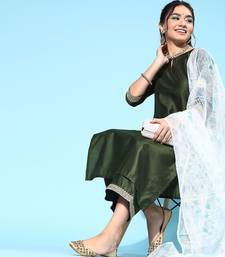 Women green embroidered regular sequinned liva kurta with palazzos & with dupatta